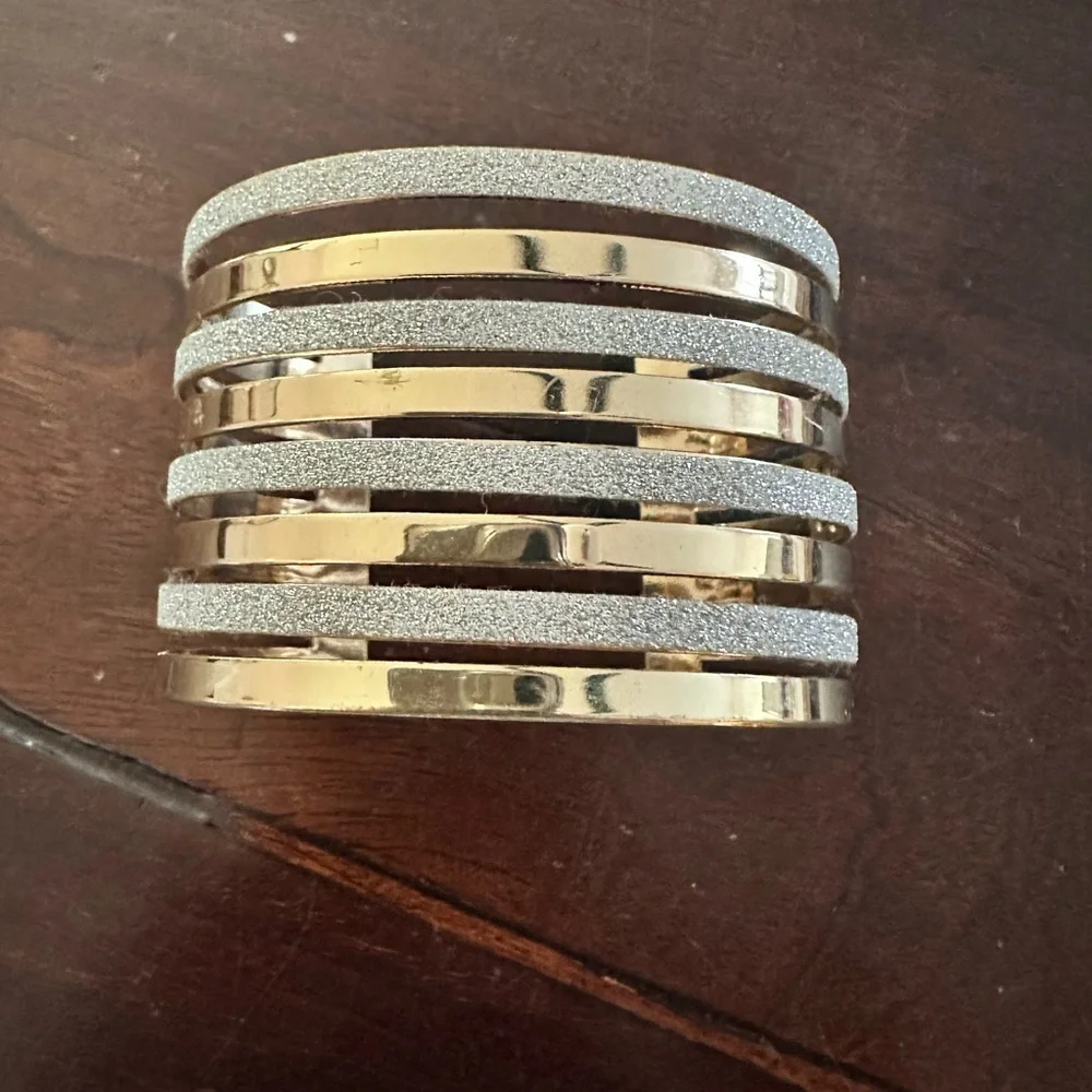 Boutique Gold/Bling Cuff